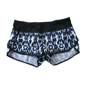 Lululemon Speed Up Short Ikat 6 EUC
